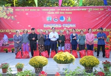 Sôi nổi ngày hội "Xuân khu 5 đoàn kết, Tết thắm tình quân dân" và ngày hội "Xuân quê hương"