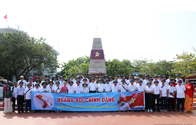 Giải phóng các đảo trên quần đảo Trường Sa trong cuộc Tổng tiến công và nổi dậy mùa Xuân năm 1975 - Tầm nhìn chiến lược của Đảng