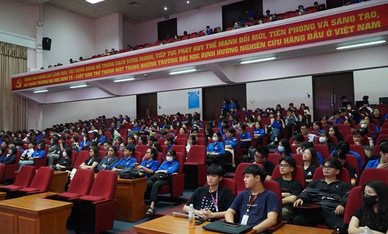 Nâng cao chất lượng giảng dạy lý luận chính trị cho sinh viên theo tư tưởng Hồ Chí Minh trong kỷ nguyên vươn mình của dân tộc