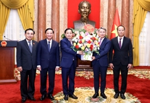 Tỉnh ủy, HĐND, UBND, UBMTTQ Việt Nam tỉnh Khánh Hòa chúc mừng tân Bộ trưởng Bộ Tư pháp Nguyễn Hải Ninh