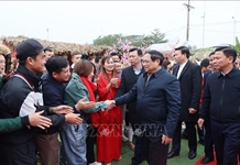 Thủ tướng: Không để ai không có Tết, không để ai bị bỏ lại phía sau