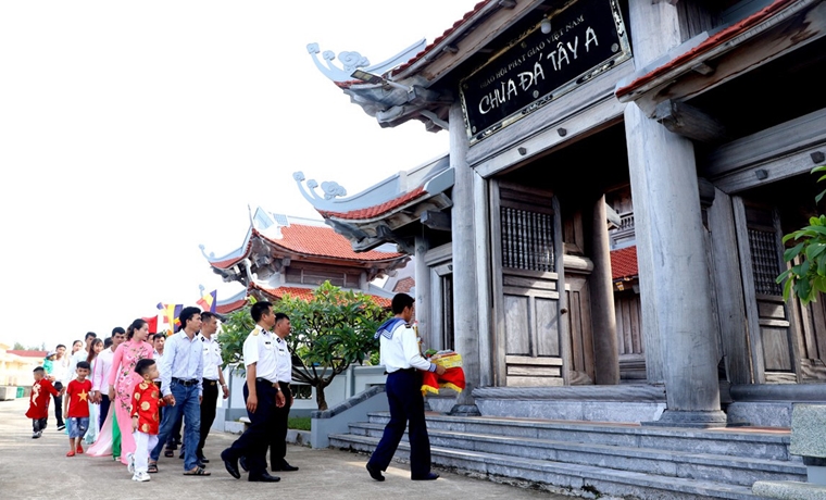 Rộn ràng không khí đầu năm mới trên quần đảo Trường Sa