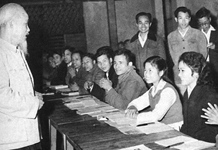 Vận dụng tư tưởng Hồ Chí Minh về văn hóa để xây dựng lối sống văn hóa của sinh viên ngành kinh tế ở các trường đại học hiện nay