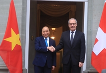 Chủ tịch nước kết thúc chuyến thăm Thụy Sỹ, bắt đầu thăm chính thức LB Nga