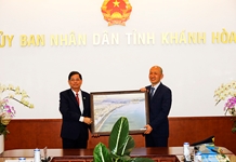 Chủ tịch UBND tỉnh Nguyễn Tấn Tuân tiếp Tổng Lãnh sự Hàn Quốc tại thành phố Hồ Chí Minh