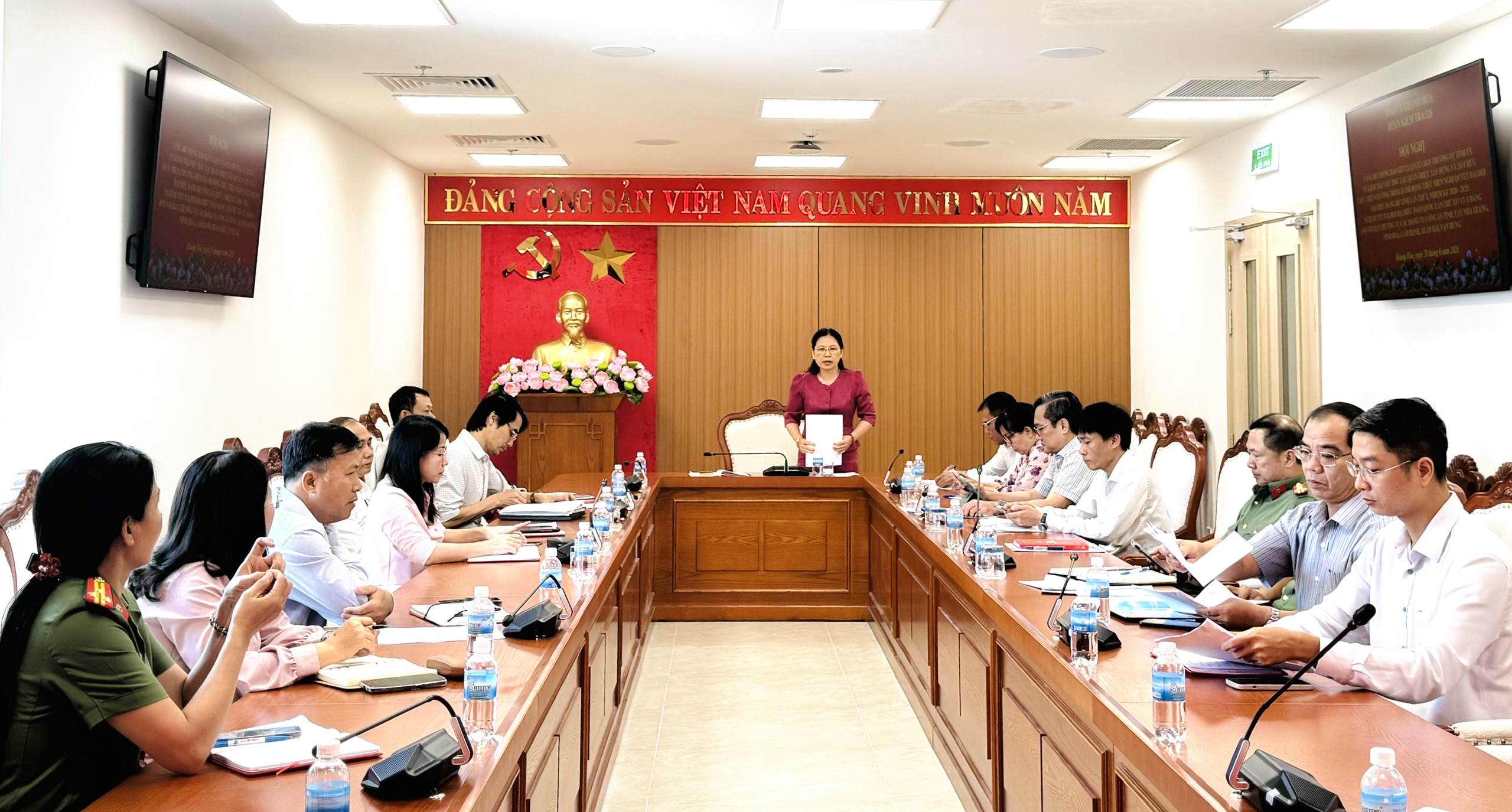 Hội nghị công bố Thông báo kết luận của Ban Thường vụ Tỉnh ủy kiểm tra việc học tập, quán triệt và triển khai Chương trình hành động thực hiện Nghị quyết Đại hội Đảng các cấp