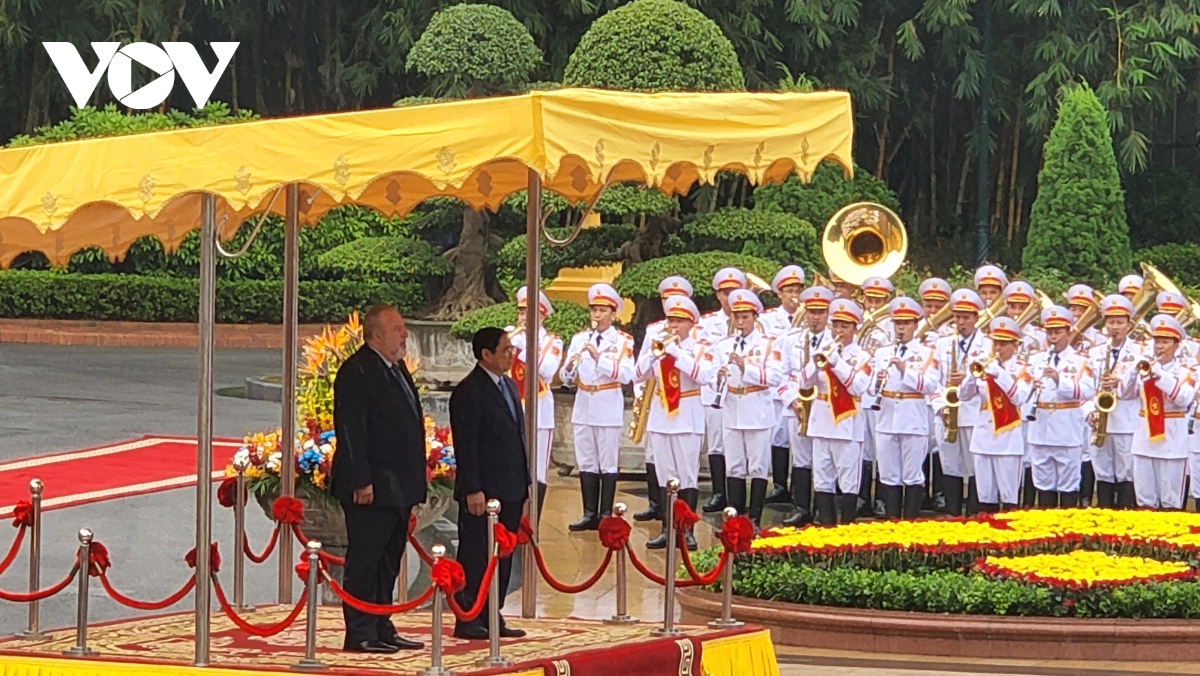 Thủ tướng Phạm Minh Chính chủ trì Lễ đón chính thức Thủ tướng Cuba