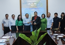 Phó Chủ tịch Thường trực UBND tỉnh Lê Hữu Hoàng: Làm việc với Vietjet Air về xúc tiến mở rộng đường bay quốc tế đến Khánh Hòa