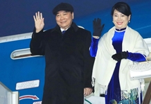 Chủ tịch nước Nguyễn Xuân Phúc bắt đầu thăm chính thức Liên bang Nga