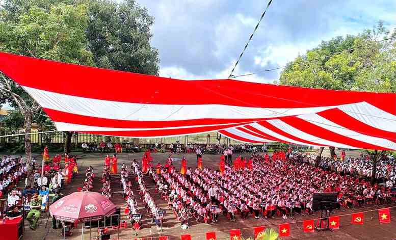 Phản bác các luận điệu xuyên tạc Nghị quyết số 71-NQ/TW về đột phá phát triển giáo dục và đào tạo