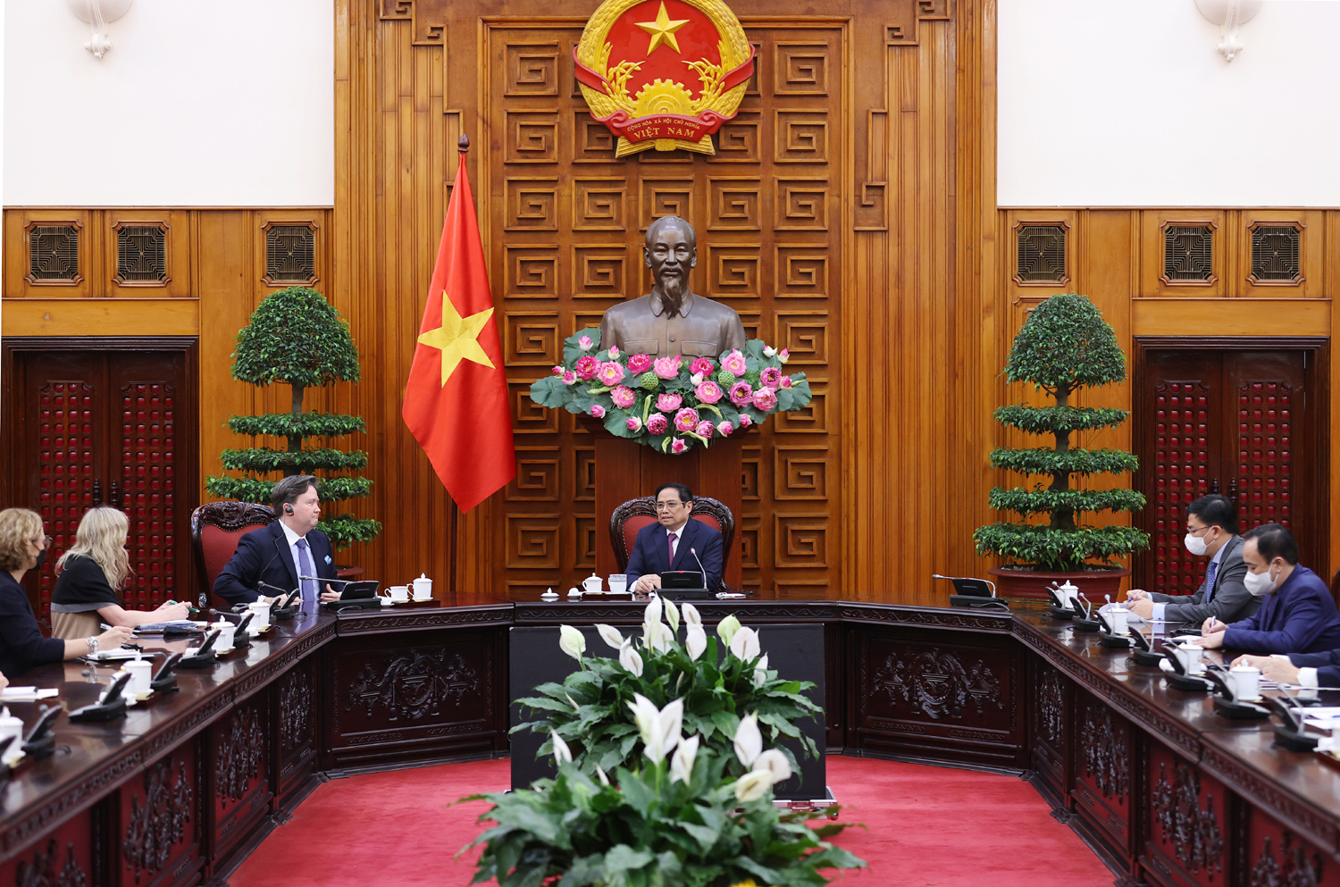         Tiếp tục đưa quan hệ Việt Nam - Hoa Kỳ đi vào chiều sâu    