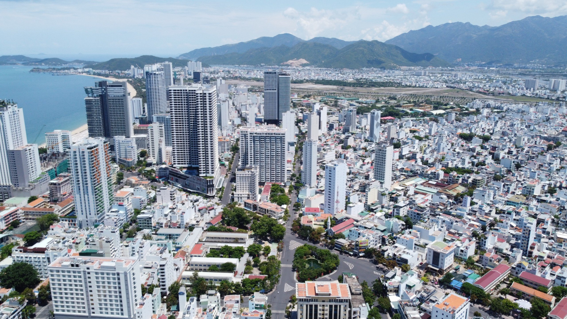 Phê duyệt Đồ án Điều chỉnh quy hoạch chung TP. Nha Trang đến năm 2040
